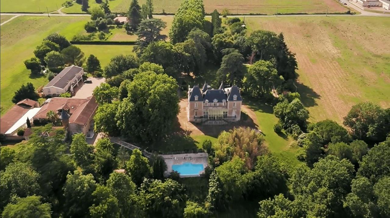 فندق Chateau Marith - Etablissement Climatise Avec Piscine Clairac  المظهر الخارجي الصورة